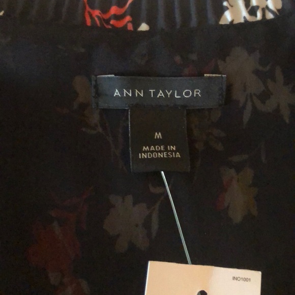 Floral top - Picture 3 of 3